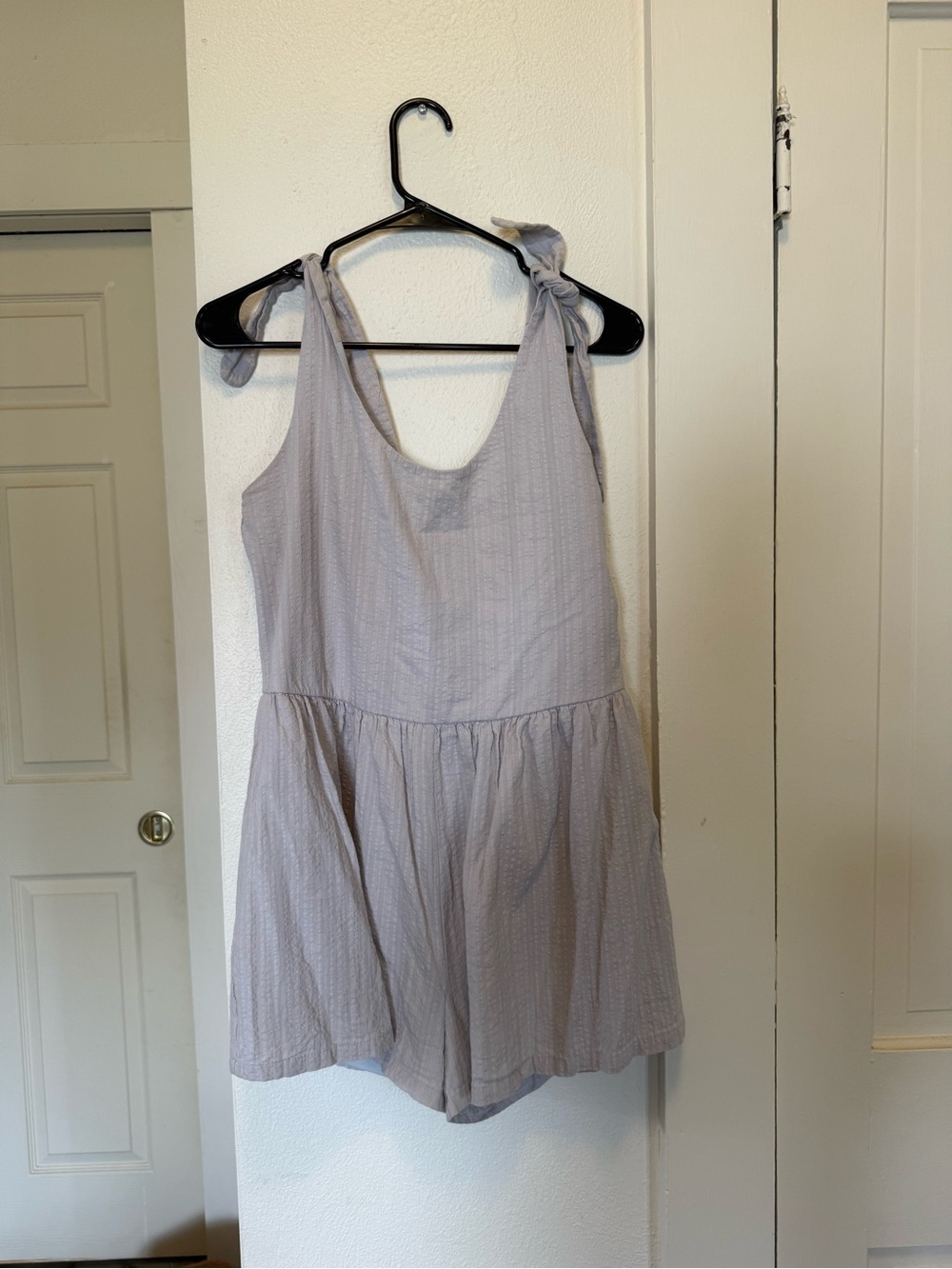 Listicle Lavender Tie-Shoulder Romper